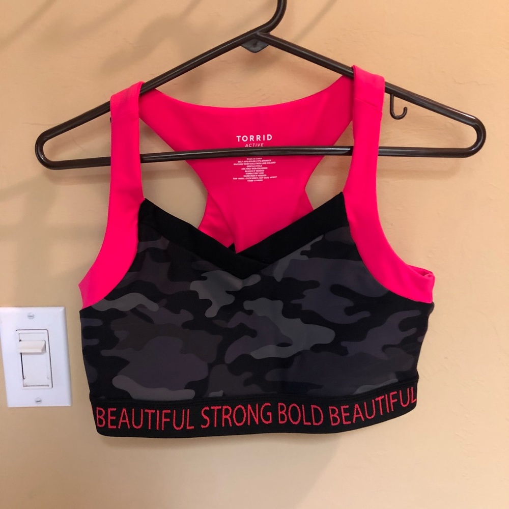 BNWT torrid sports bra